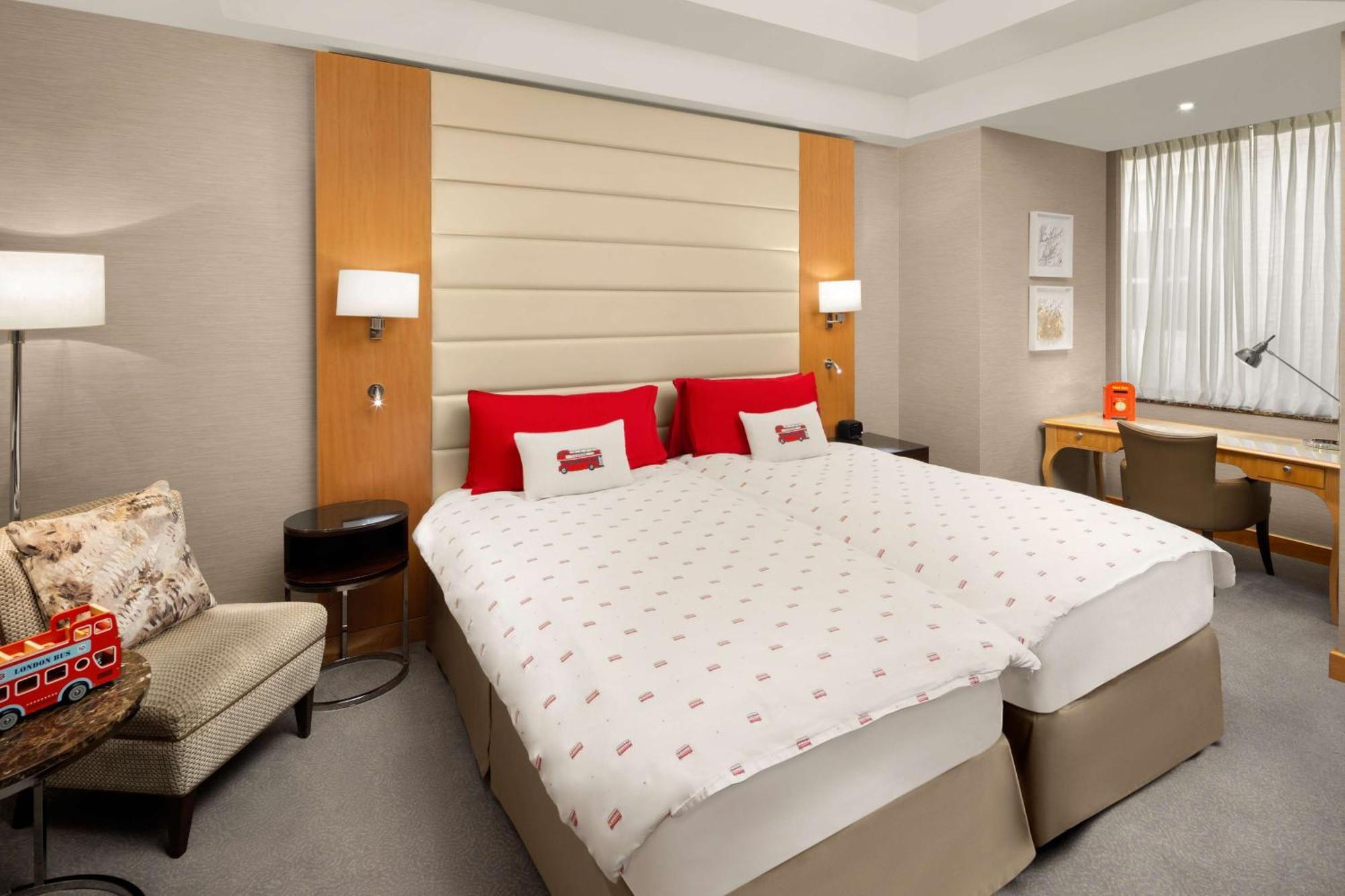 Conrad London St James Exterior foto A room at the hotel